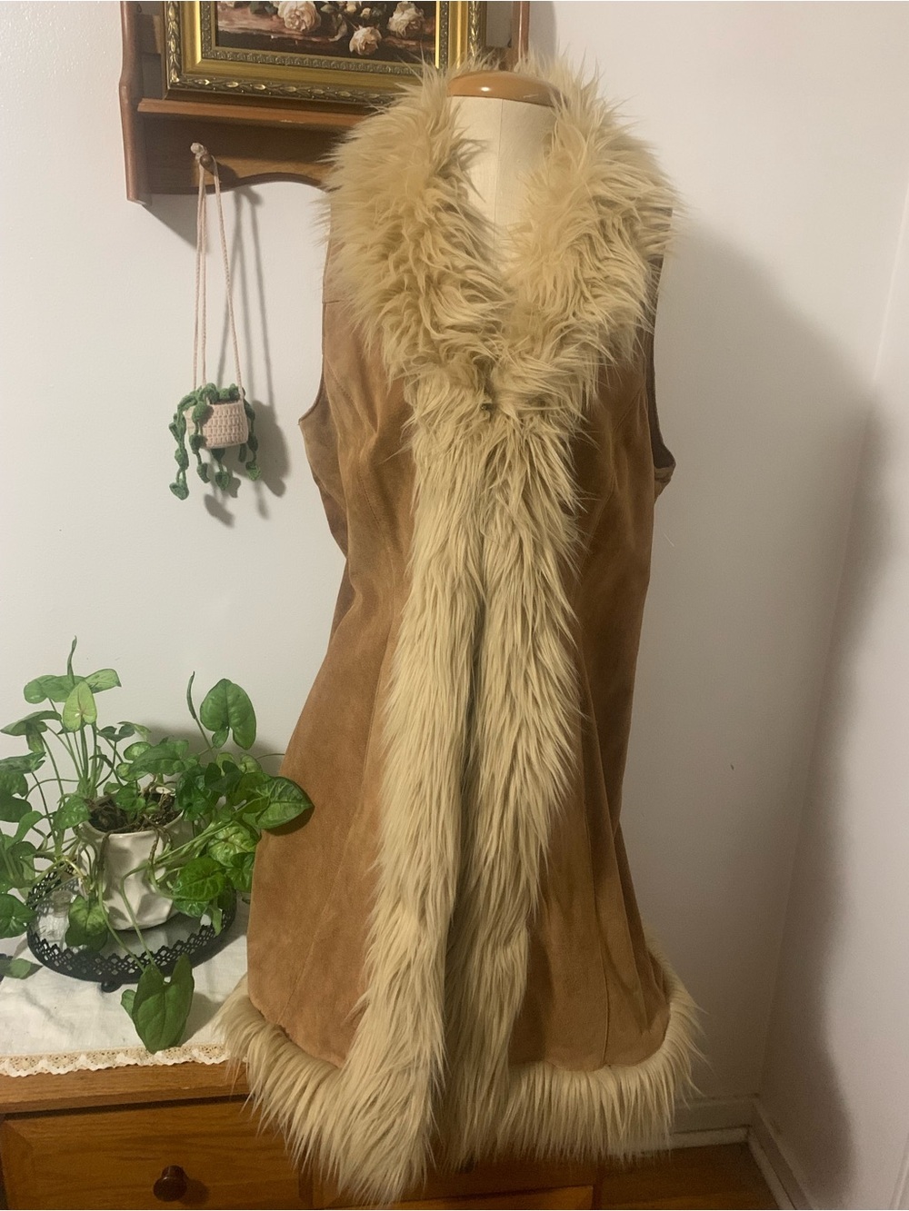Wilsons Leather Maxima Penny Lane Style Long Suede Leather Fur Trim Vest Size L - Picture 7 of 16